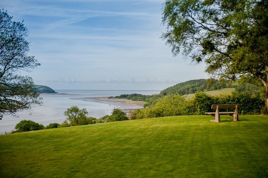 Mansion House Llansteffan Hostal Carmarthen Exterior foto